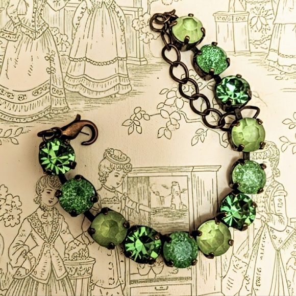 Peridot Apple Green Crystal in Classic Tennis Bracelet in Brass Or Gold Plated - Picture 1 of 4